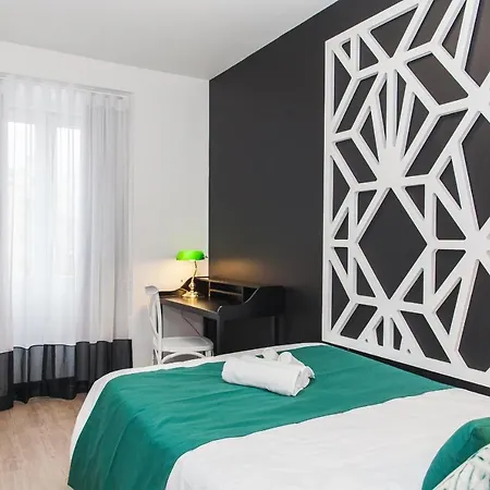 The Twenties By Guestready