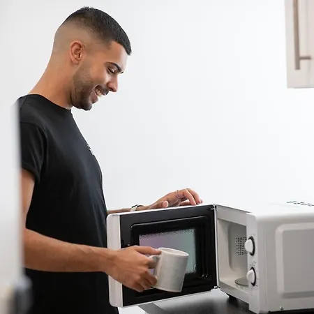 Отель The Twenties By Guestready