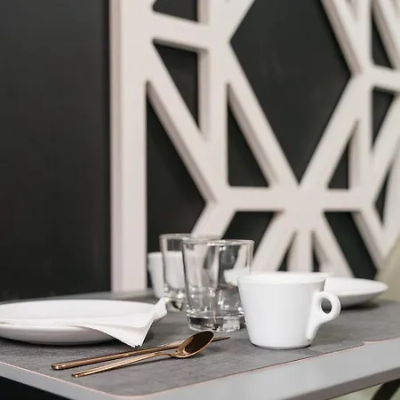 The Twenties By Guestready Hotel *