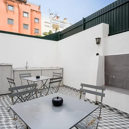 The Twenties By Guestready *