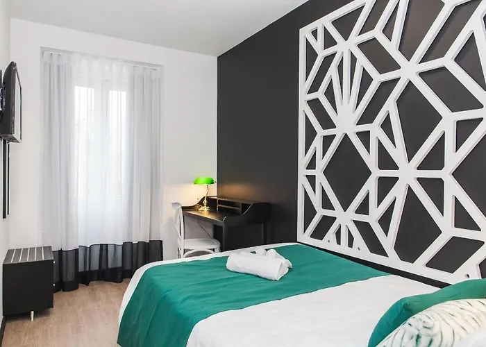 The Twenties By Guestready