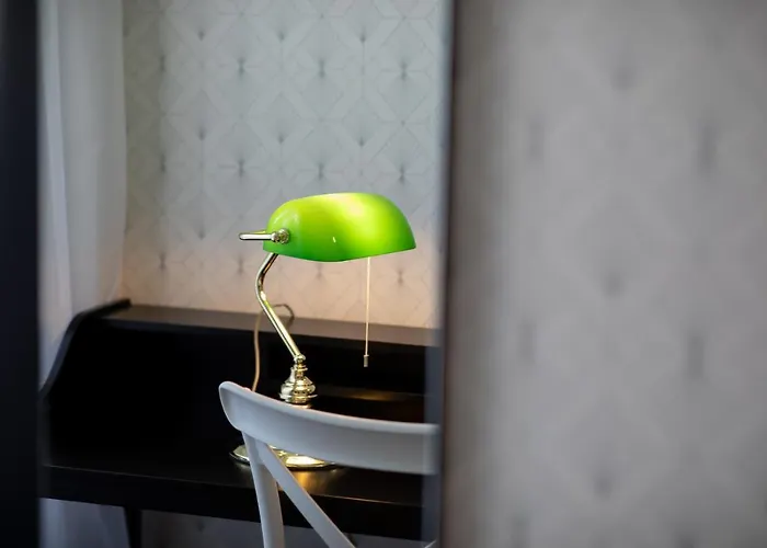 The Twenties By Guestready *